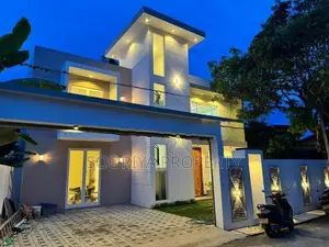 Near Police Station Luxury House for Sale Piliyandala