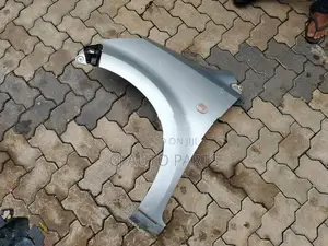 Toyota Passo KGC10 Fender