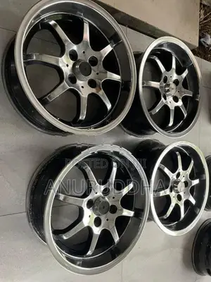 15” Alloy Wheels
