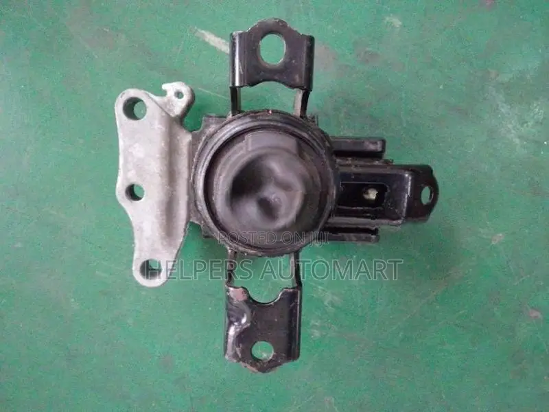 Suzuki Wagon R MH95S Engine Mount