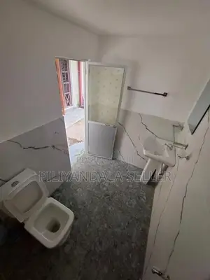 Spacious 1st Floor Boarding Room for Rent in Piliyandala