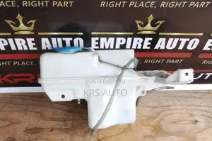 Suzuki Every DA 64 Wiper Washer Bottle