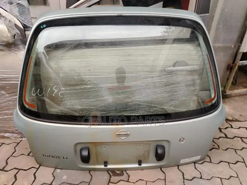 Nissan March K11 Dicky Door