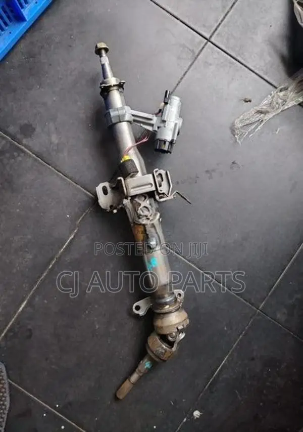 Nissan March K11 Steering Column with Ignition Key Barrel