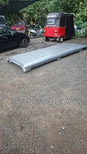 Toyota kdh roof cut