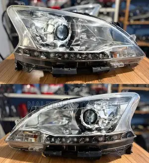 Nissan Sylphy TB17 Head Lights
