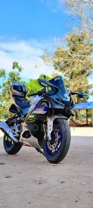 Yamaha R15 M Series 2015