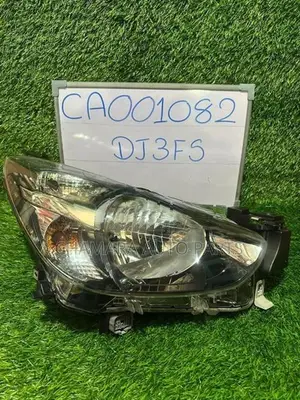 Mazda Demio (DJ3FS-2015) Head Light