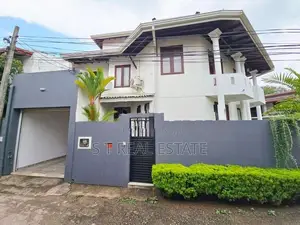 05 BR Luxury Three Storey House for Sale in Pannipitiya