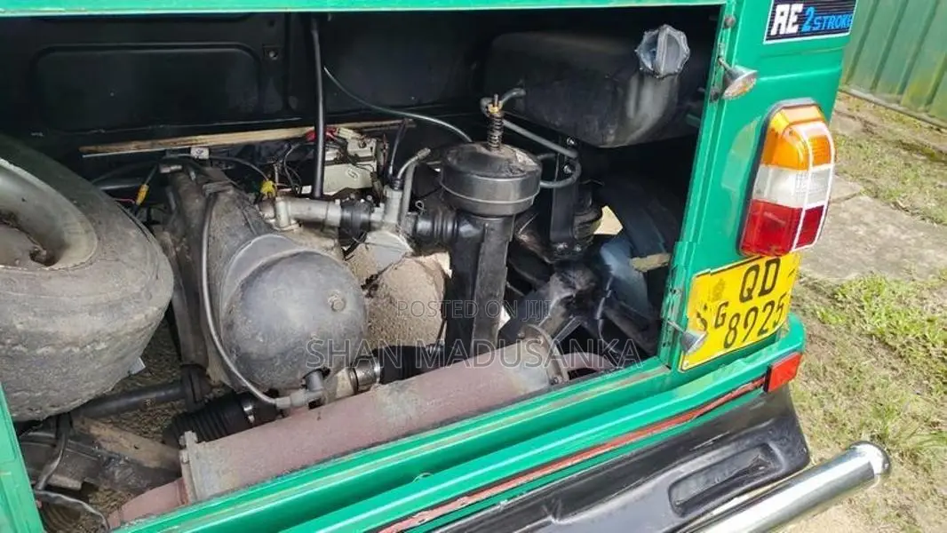 Bajaj RE 4 Stroke 2011