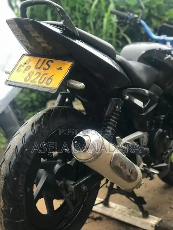 Bajaj Pulsar 200 2009