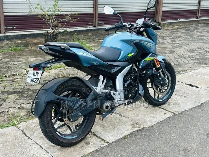 Bajaj Pulsar NS160 Premium 2025