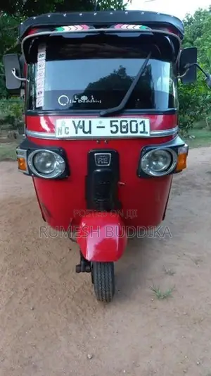 Bajaj RE 2011
