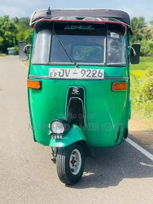 Bajaj RE 2005