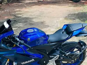 Yamaha R15 V4 2025
