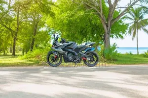 Bajaj Pulsar RS200 2019