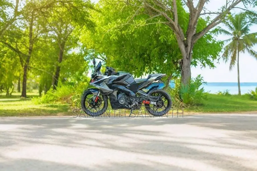 Bajaj Pulsar RS200 2019