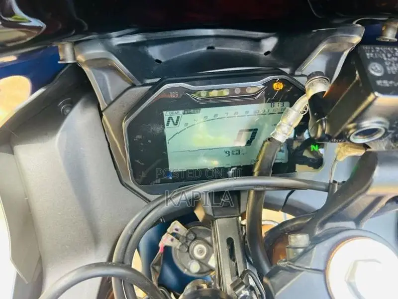 Yamaha R15 V4 2025