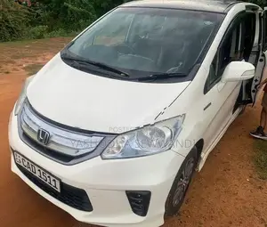 Honda Freed 2013