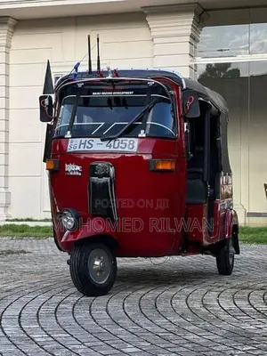 Bajaj RE 2003