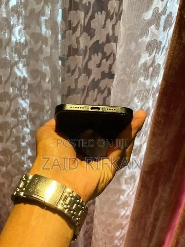Apple iPhone 15 Plus Black (Used)