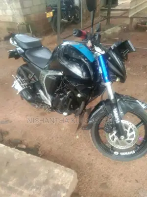 Yamaha FZ S 2022