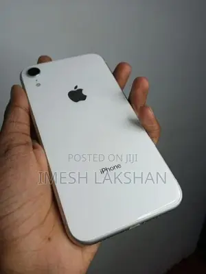 Apple iPhone XR (Used)