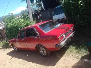 Nissan Sunny 1987