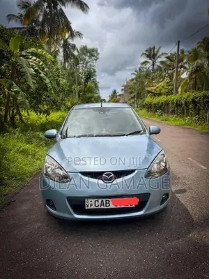 Mazda Demio 2010