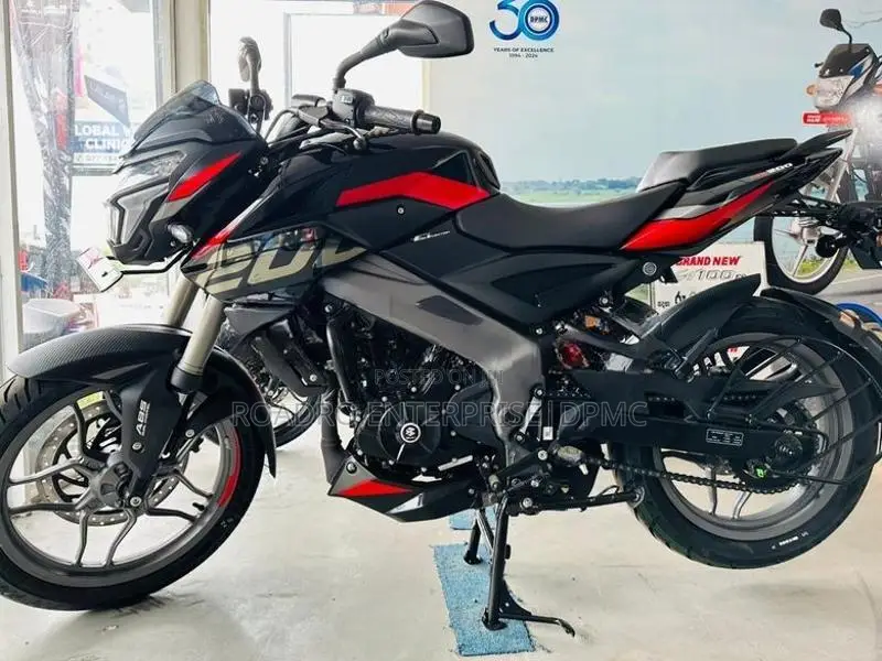 Bajaj Pulsar NS200 Dual ABS EFI New 2026
