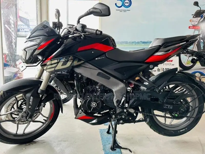 Bajaj Pulsar NS200 Dual ABS EFI New 2026