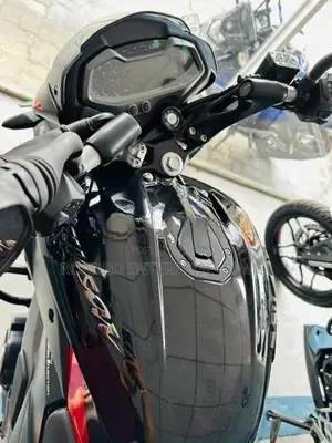 Bajaj Pulsar NS200 Dual ABS EFI New 2026