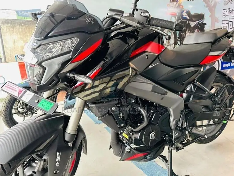 Bajaj Pulsar NS200 Dual ABS EFI New 2026