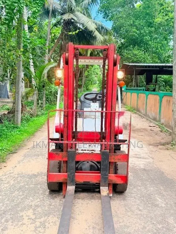 Nissan FG20 Forklift
