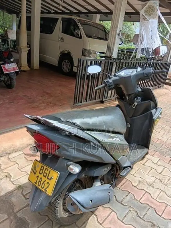 Yamaha Ray ZR 2018
