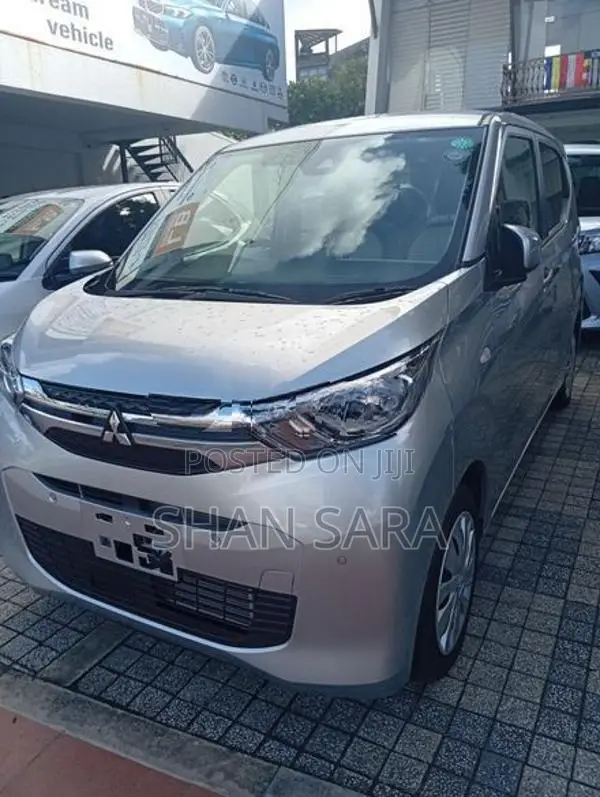 Mitsubishi eK Wagon M 2024
