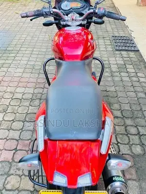 Bajaj Pulsar 180 2008