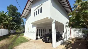 Upstairs House for Rent in Panadura