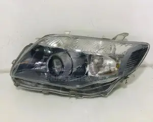 Toyota Corolla Axio NZE141 Head Light