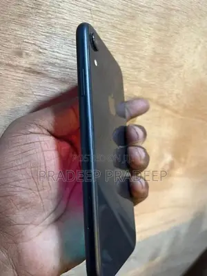Apple iPhone XR 64GB (Used)