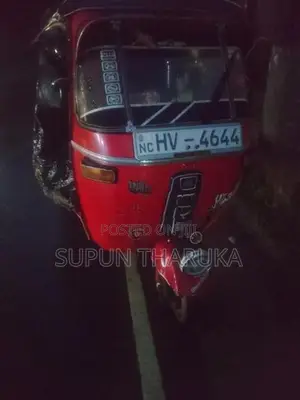 Bajaj RE 2002