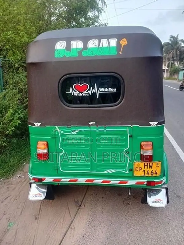 Bajaj RE 2004