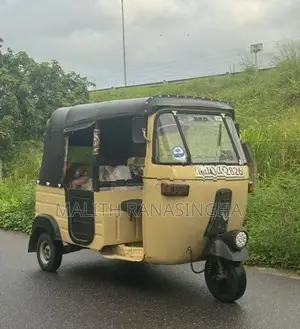 Bajaj RE 2004