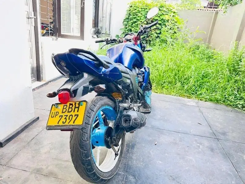 Yamaha FZ S 2014