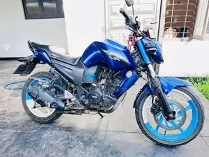 Yamaha FZ S 2014