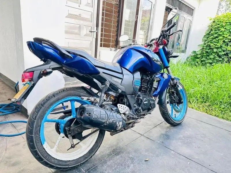 Yamaha FZ S 2014