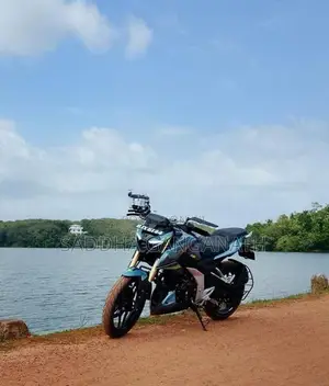 Bajaj Pulsar N160 2025