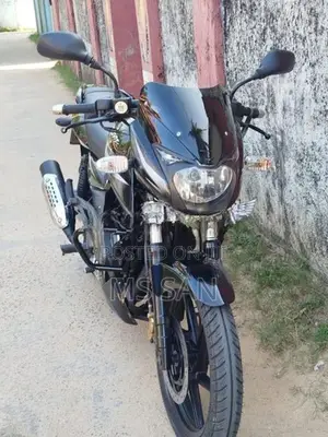Bajaj Pulsar 180 2016