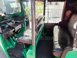 Bajaj RE 4 Stroke 2014