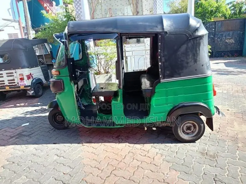 Bajaj RE 4 Stroke 2014